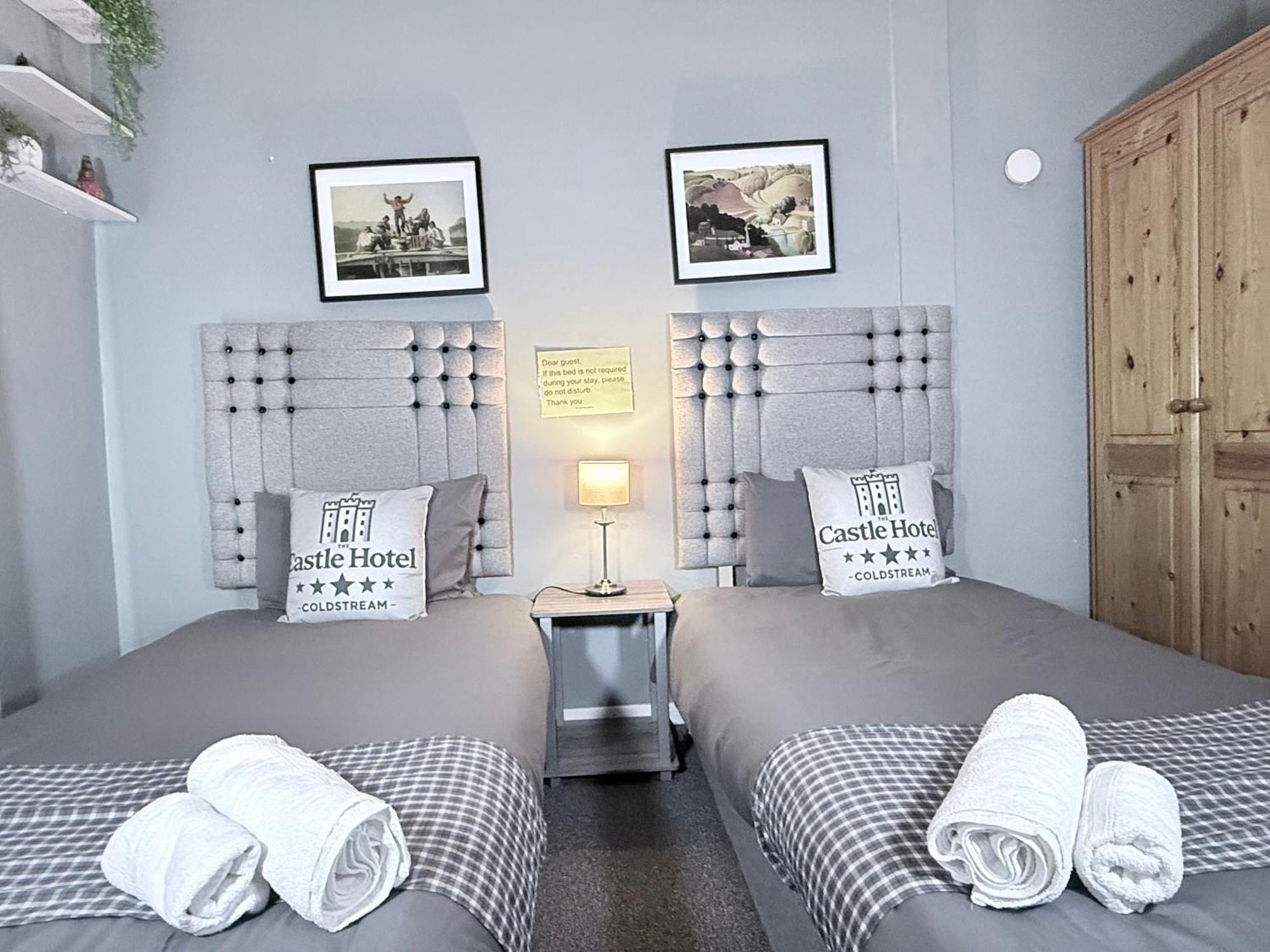 Self Check In Room Accommodation Only The Castle, Coldstream Εξωτερικό φωτογραφία